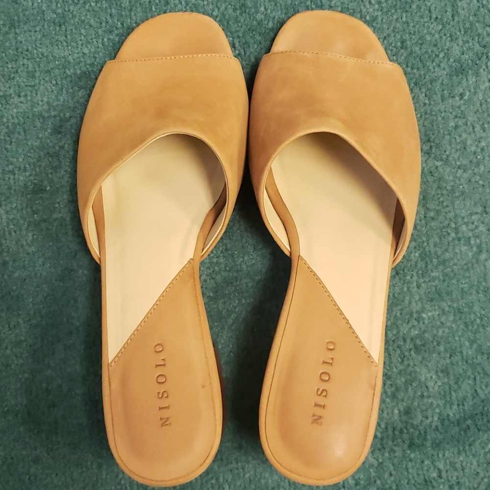 Nisolo Elizabeth Slides